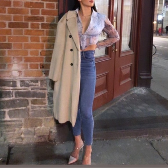 Pretty little thing sheer floral corset blouse - Picture 5 of 6